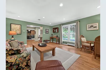 9 Woodthrush Drive, West Nyack, NY 10994 - Photo 5