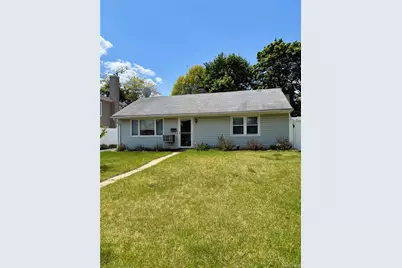 16 Greenway Circle, Syosset, NY 11791 - Photo 1