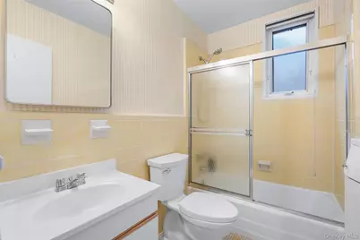 4 Channing Place #2R, Eastchester, NY 10709 - Photo 15