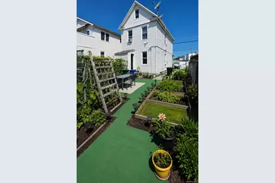 13720 130th Avenue, Jamaica, NY 11436 - Photo 9