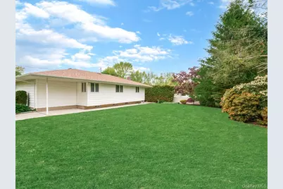 12 Joyce Lane, Commack, NY 11725 - Photo 23
