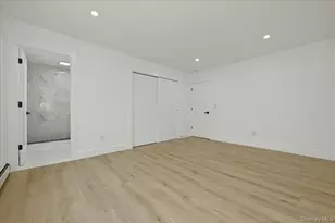 28 Gabon Ln, Coram, NY 11727 - Photo 25