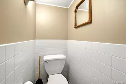 1432 Hobart Avenue, Bronx, NY 10461 - Photo 23