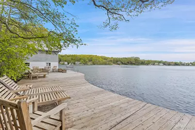 324 W Lake Boulevard, Mahopac, NY 10541 - Photo 9