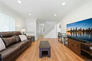515 High St, Port Jefferson, NY 11777 - Photo 5