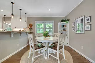21 Benedict Rd, White Plains, NY 10607 - Photo 11
