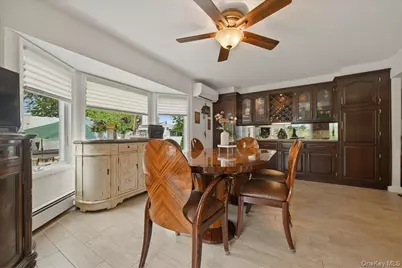 244 Mercury Street, East Meadow, NY 11554 - Photo 19