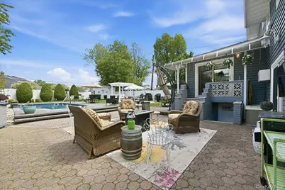 244 Mercury Street, East Meadow, NY 11554 - Photo 41
