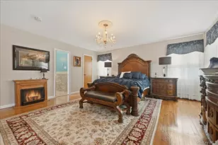 244 Mercury St, East Meadow, NY 11554 - Photo 33