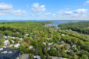 284 Schenck Ave, Great Neck, NY 11021 - Photo 33