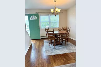 144 Cottage Boulevard, Hicksville, NY 11801 - Photo 5
