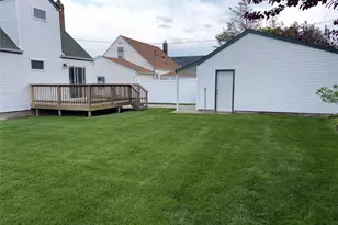 144 Cottage Blvd, Hicksville, NY 11801 - Photo 39