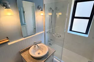 325 Main St, White Plains, NY 10601 - Photo 17