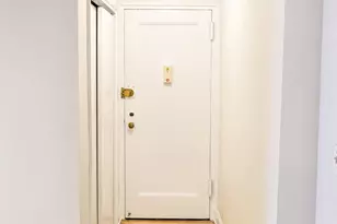 325 Main St, White Plains, NY 10601 - Photo 5