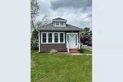 295 Conklin Street #295, Farmingdale, NY 11735 - Photo 1
