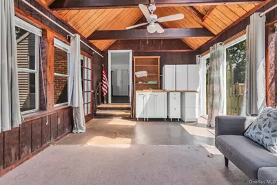 431 Cherry Avenue, West Sayville, NY 11796 - Photo 29