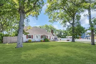 431 Cherry Ave, West Sayville, NY 11796 - Photo 11
