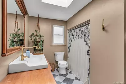 431 Cherry Avenue, West Sayville, NY 11796 - Photo 35