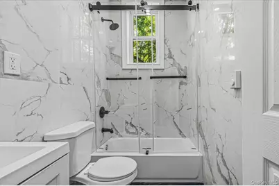 1998 Bergen Street, Brooklyn, NY 11233 - Photo 9