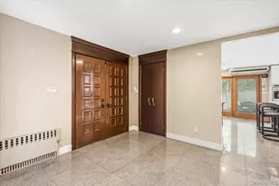 154-70 Powells Cove Blvd, Whitestone, NY 11357 - Photo 5