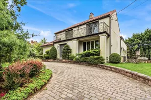 154-70 Powells Cove Blvd, Whitestone, NY 11357 - Photo 37