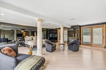 15470 Powells Cove Boulevard, Whitestone, NY 11357 - Photo 23