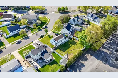 47 Cardinal Road, Levittown, NY 11756 - Photo 9