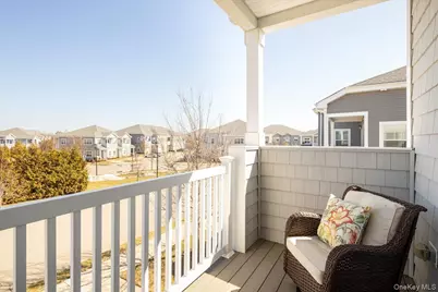 244 Fall Court, East Northport, NY 11731 - Photo 27