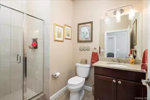 244 Fall Ct, East Northport, NY 11731 - Photo 15