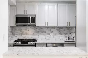 61-25 97th St, Rego Park, NY 11374 - Photo 5