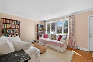 27 Spruce St, Islip, NY 11751 - Photo 5
