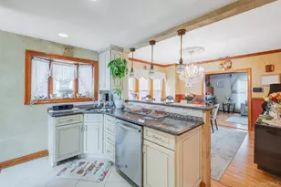 167 Shaw Ave, Valley Stream, NY 11580 - Photo 7