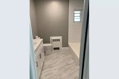 402 Leslie Lane, Uniondale, NY 11553 - Photo 11