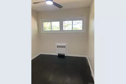 402 Leslie Lane, Uniondale, NY 11553 - Photo 15