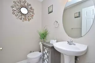 1 Alix Dr, Newburgh, NY 12550 - Photo 17