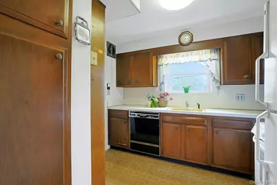 352 Fort Washington Avenue, Hawthorne, NY 10532 - Photo 11