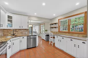 7 Ridgewood Terrace, Poughkeepsie, NY 12603 - Photo 5