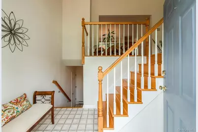 17 Verplanck Avenue, Hopewell Junction, NY 12533 - Photo 5