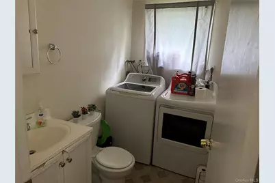 43 Vanderbilt Avenue, Saint James, NY 11780 - Photo 7