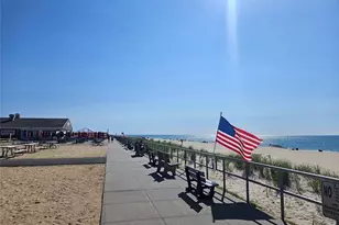 10 Phyllis Rd, Mastic Beach, NY 11951 - Photo 23