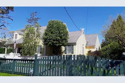 10 Phyllis Road, Mastic Beach, NY 11951 - Photo 15