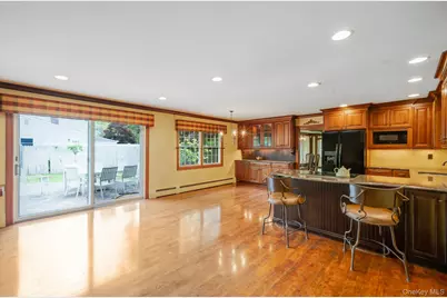 35 Pembrook Drive, Stony Brook, NY 11790 - Photo 13