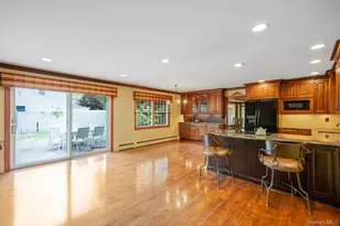 35 Pembrook Dr, Stony Brook, NY 11790 - Photo 13