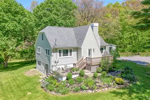 94 Smithtown Rd, Fishkill, NY 12524 - Photo 3
