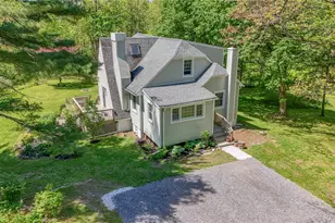 94 Smithtown Rd, Fishkill, NY 12524 - Photo 9