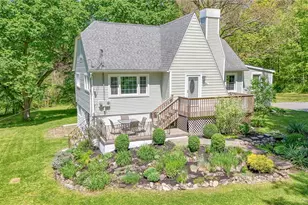 94 Smithtown Rd, Fishkill, NY 12524 - Photo 11