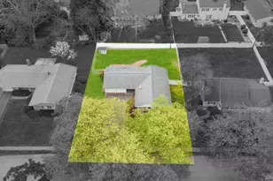 40 Twisting Dr, Lake Grove, NY 11755 - Photo 5