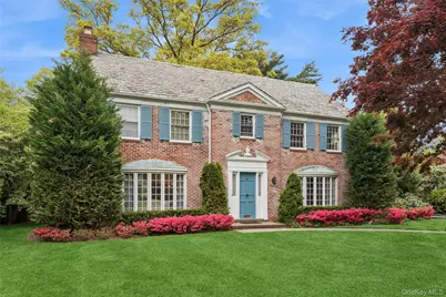 10 Westbury Road, Garden City, NY 11530 - Photo 3