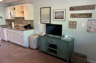 2136 Montauk, Amagansett, NY 11930 - Photo 3