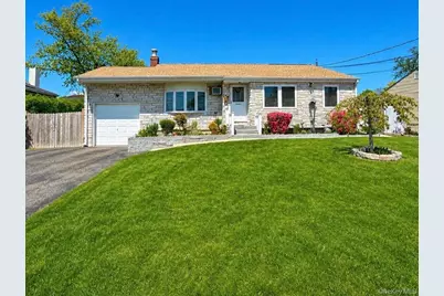 27 Stockton Street, Brentwood, NY 11717 - Photo 1
